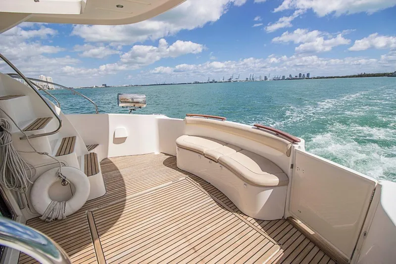 2007 Prestige Jeanneau 42 Fly