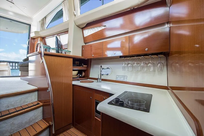 2007 Prestige Jeanneau 42 Fly