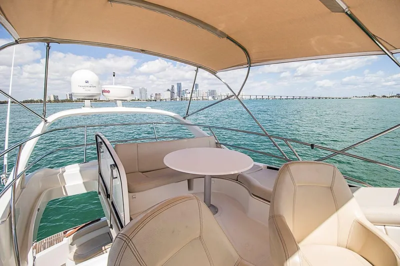 2007 Prestige Jeanneau 42 Fly