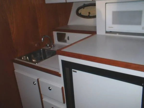 1996 Tiara Yachts 3300 Open