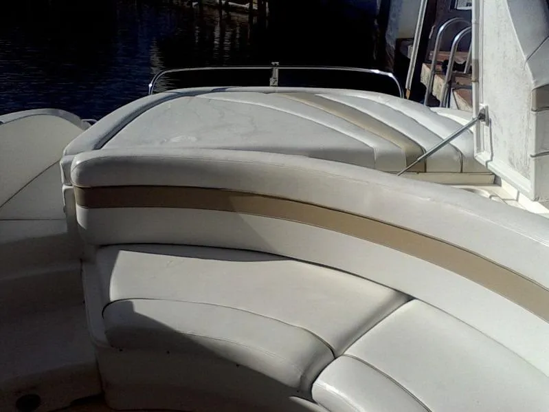 2002 Sea Ray 290 SS Sunsport