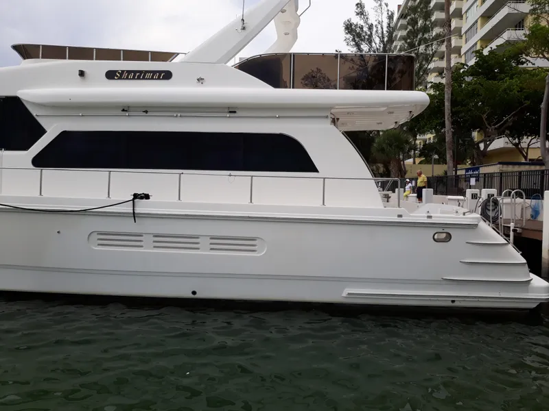 1998 Hyatt Motor Yacht