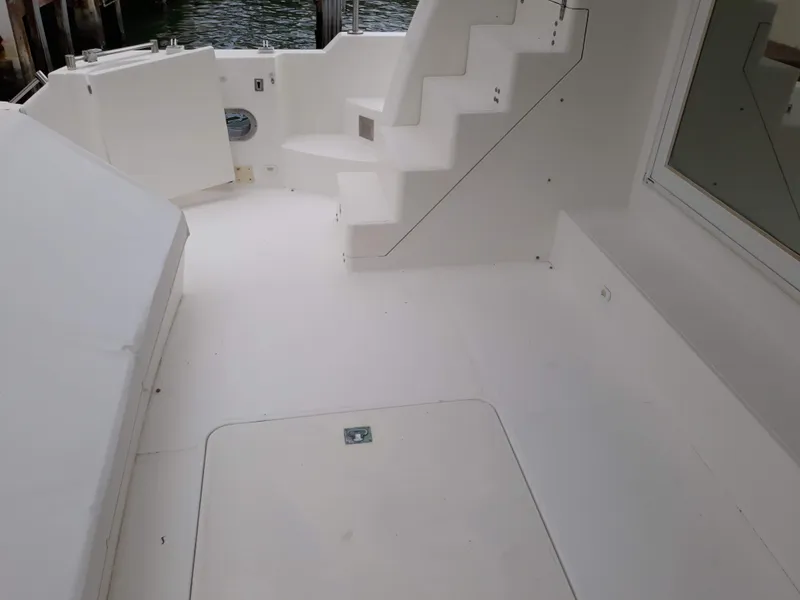 1998 Hyatt Motor Yacht