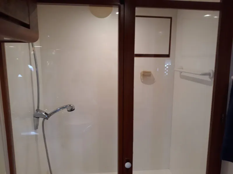 1998 Hyatt Motor Yacht