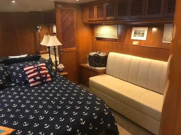 1998 Hyatt Motor Yacht