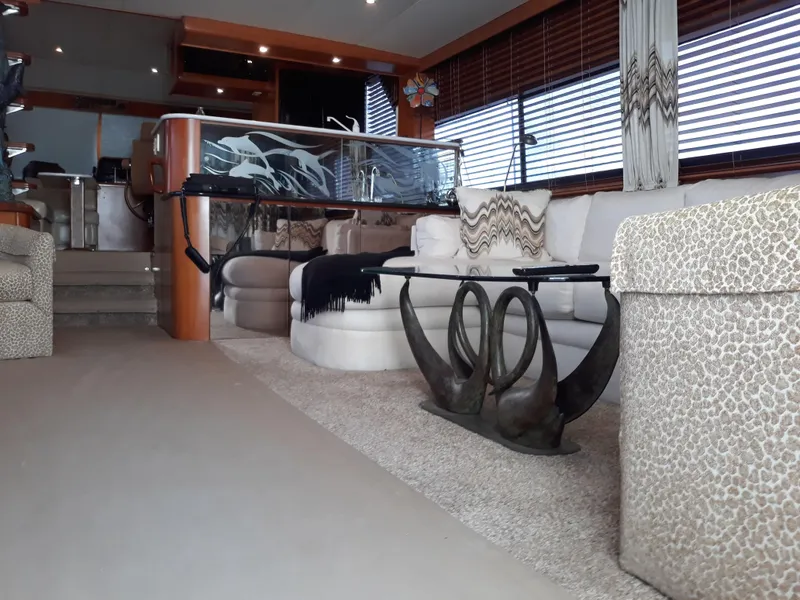 1998 Hyatt Motor Yacht