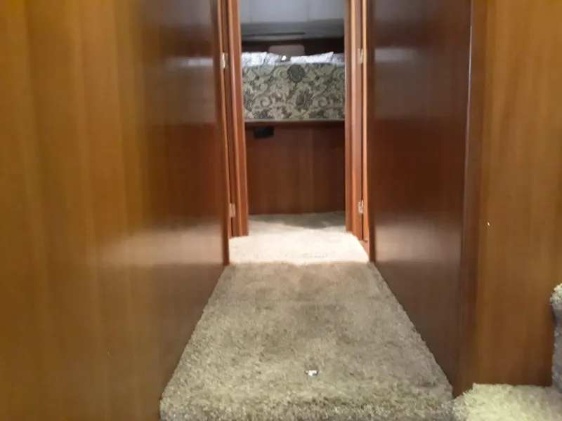 1998 Hyatt Motor Yacht