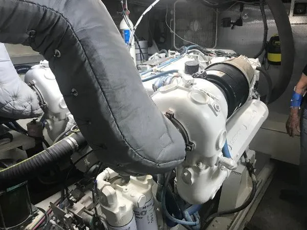 1998 Hyatt Motor Yacht