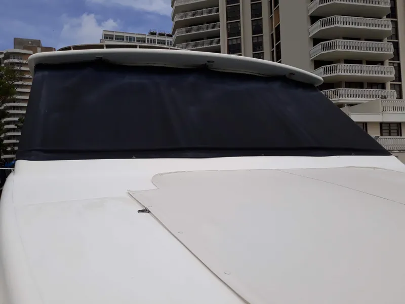 1998 Hyatt Motor Yacht