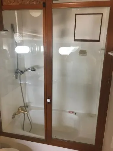 1998 Hyatt Motor Yacht