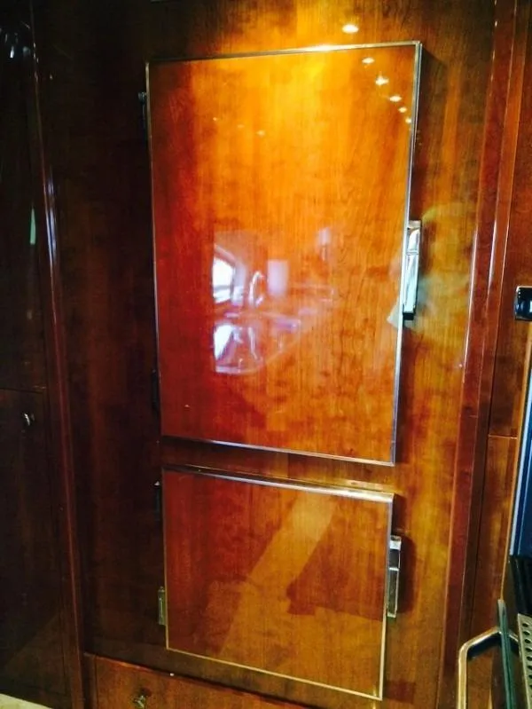 2002 Azimut 80 Carat