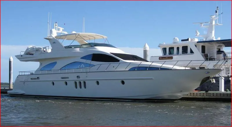 2002 Azimut 80 Carat