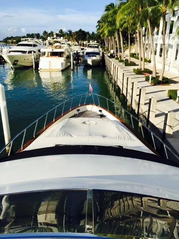 2002 Azimut 80 Carat