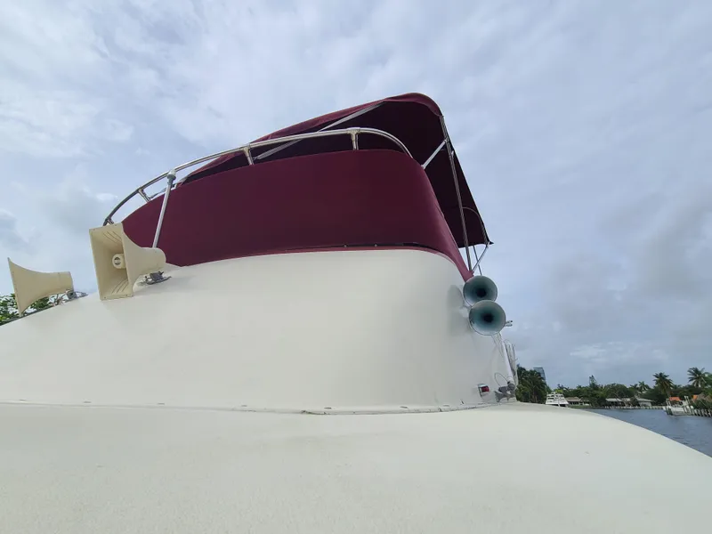 1983 Hatteras Motor Yacht