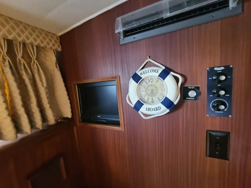 1983 Hatteras Motor Yacht