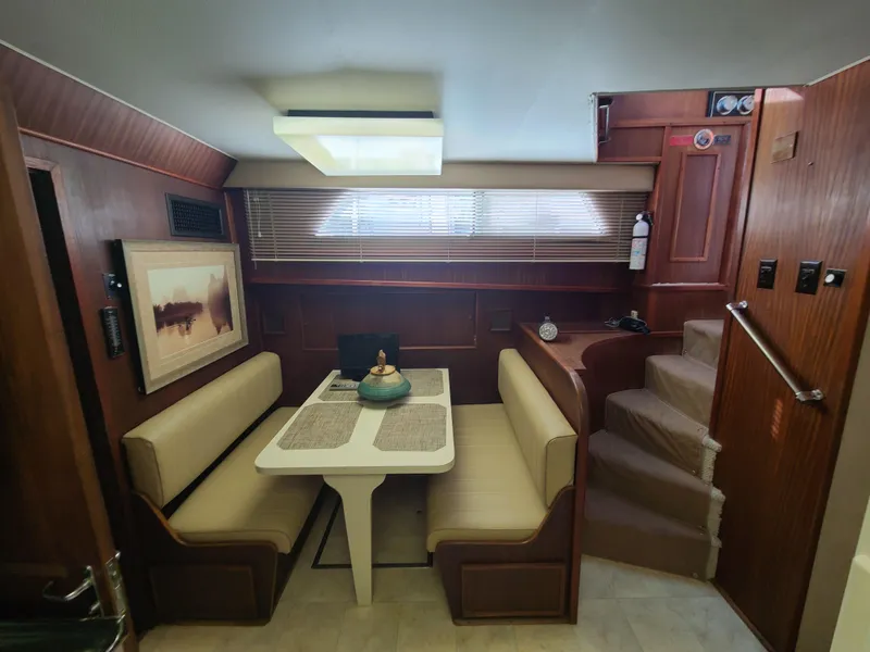 1983 Hatteras Motor Yacht