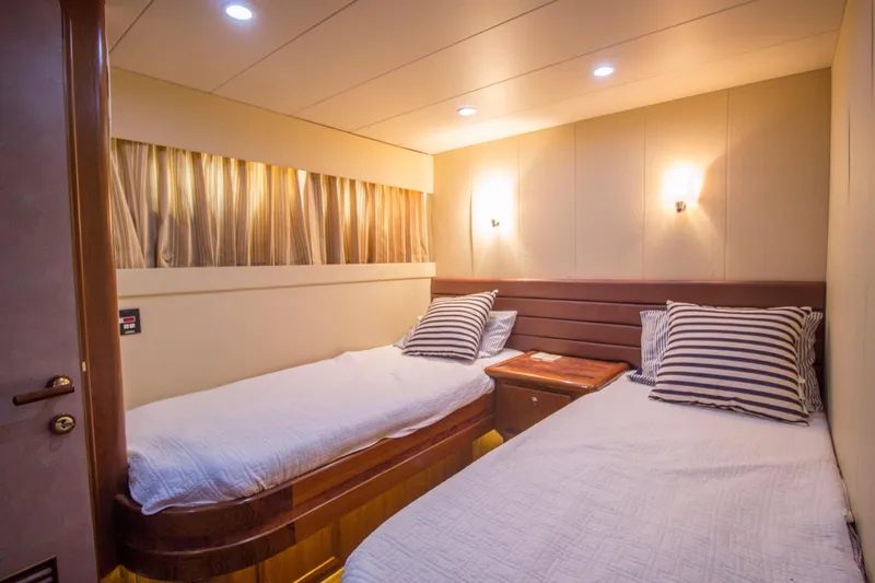 1996 Monte Fino Motor Yacht
