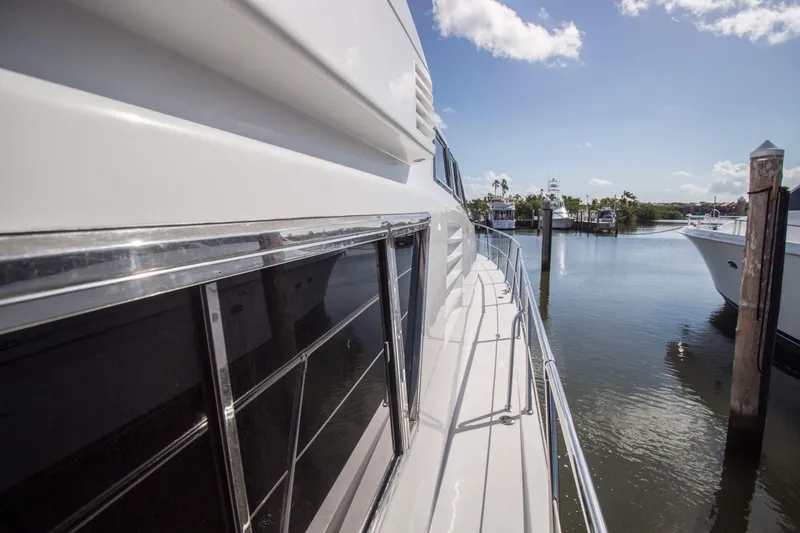 1996 Monte Fino Motor Yacht