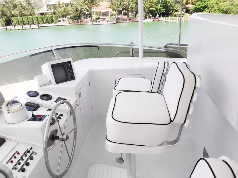 1988 Cheoy Lee Yachts 