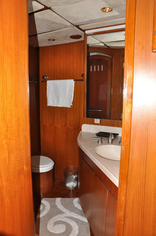 1988 Cheoy Lee Yachts 