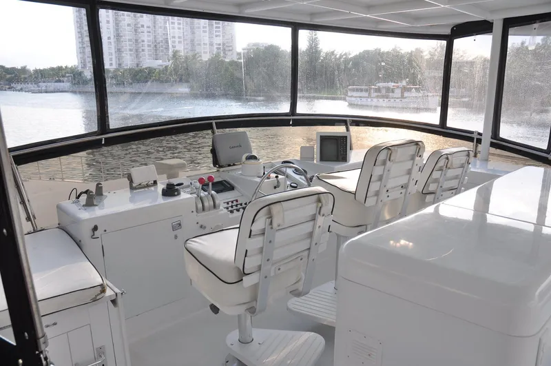 1988 Cheoy Lee Yachts 
