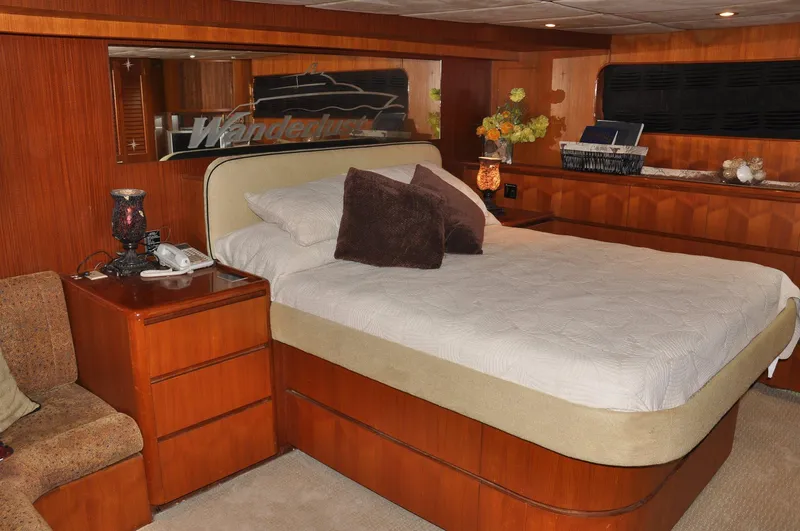 1988 Cheoy Lee Yachts 