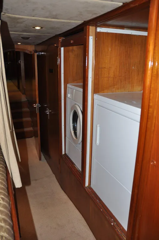 1988 Cheoy Lee Yachts 