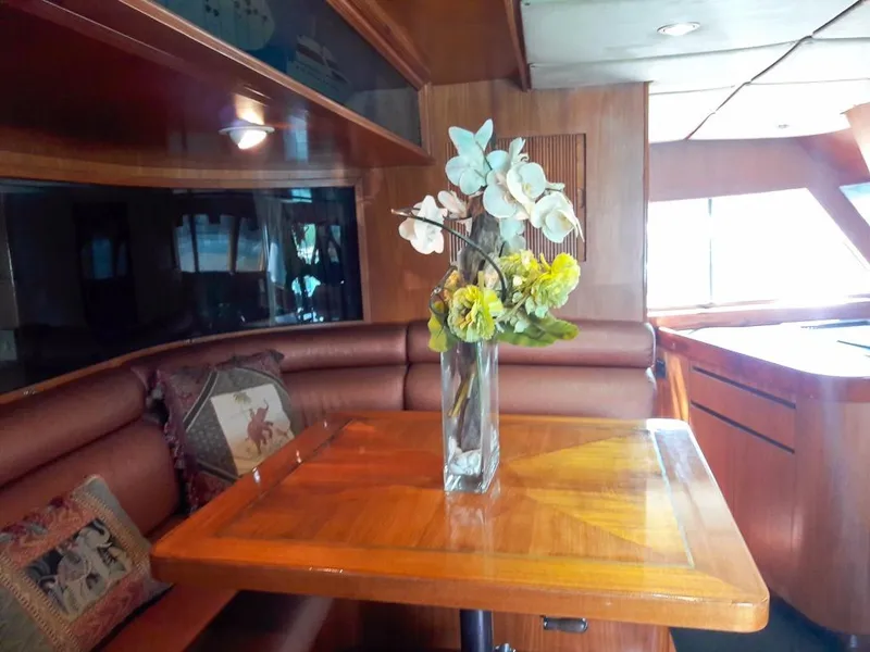 1988 Cheoy Lee Yachts 
