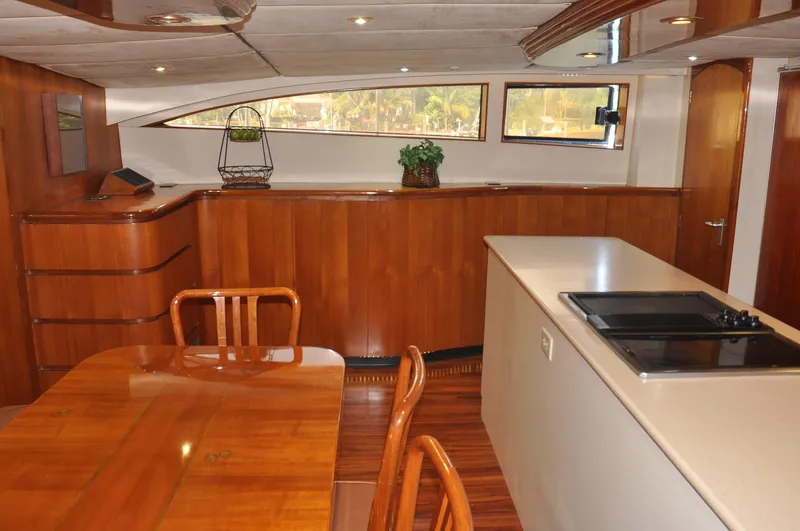 1988 Cheoy Lee Yachts 