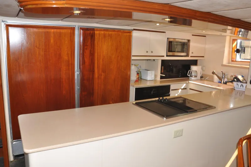 1988 Cheoy Lee Yachts 