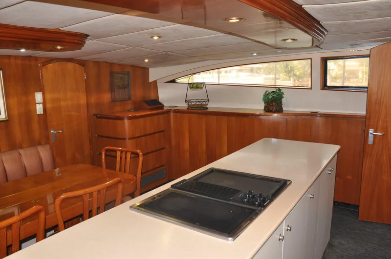 1988 Cheoy Lee Yachts 