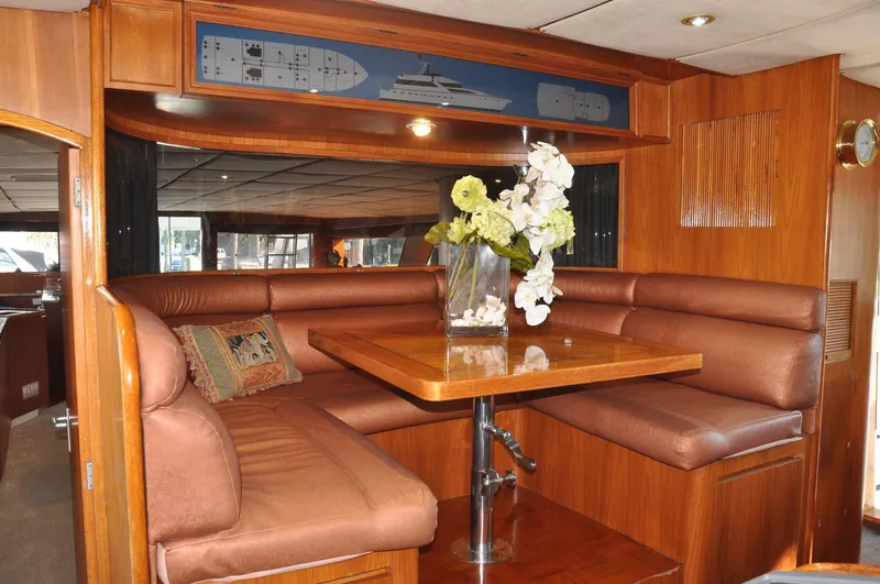 1988 Cheoy Lee Yachts 