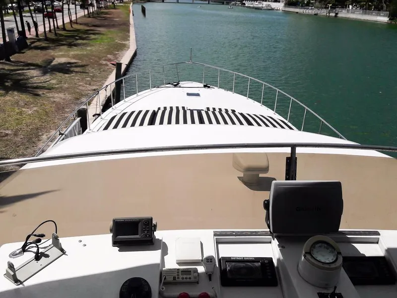 1988 Cheoy Lee Yachts 