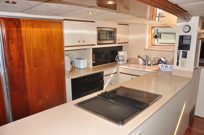 1988 Cheoy Lee Yachts 