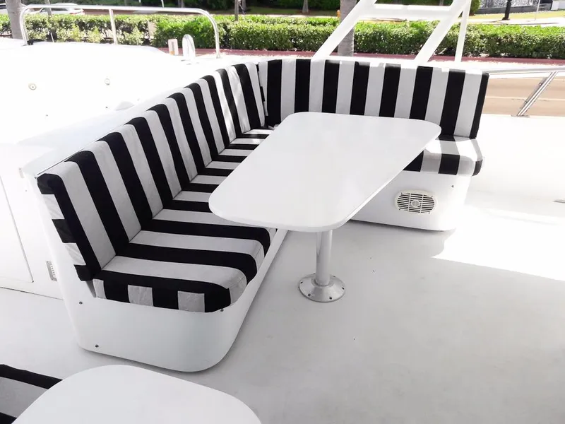 1988 Cheoy Lee Yachts 