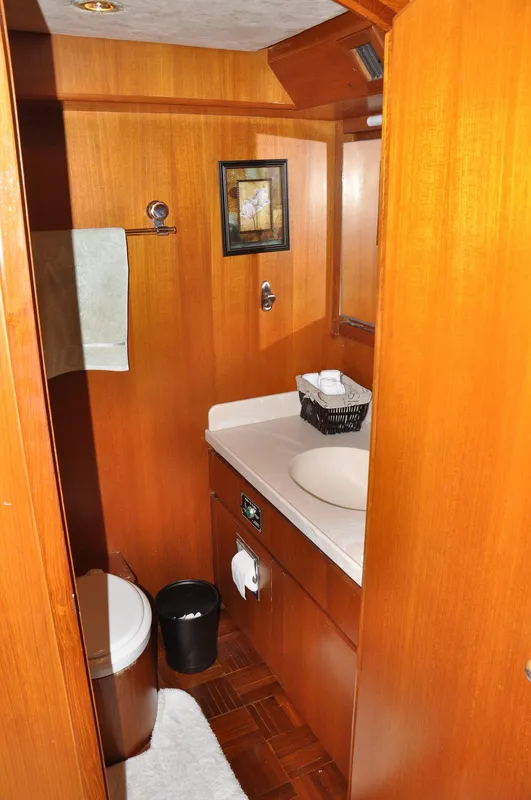 1988 Cheoy Lee Yachts 