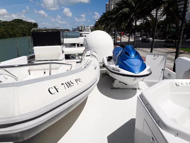 1988 Cheoy Lee Yachts 