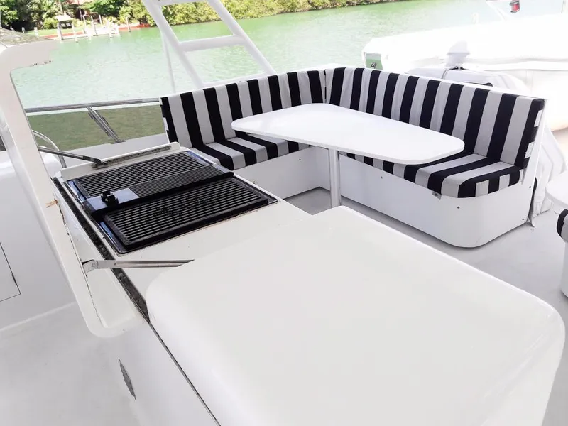1988 Cheoy Lee Yachts 