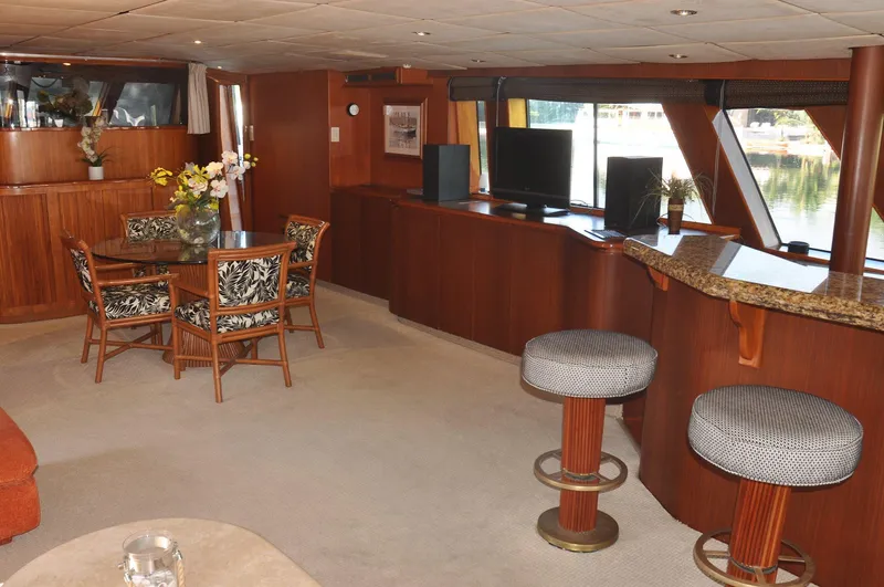 1988 Cheoy Lee Yachts 