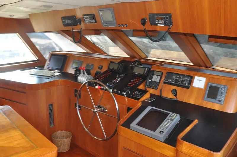 1988 Cheoy Lee Yachts 