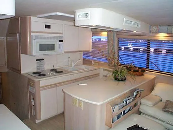 1993 Hatteras Convertible