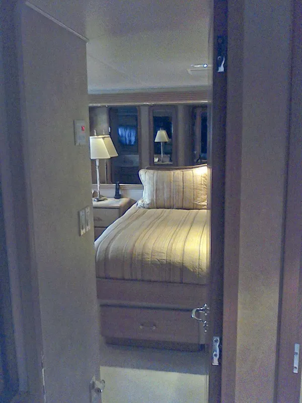 1998 Westship (Westport) Raised Pilothouse