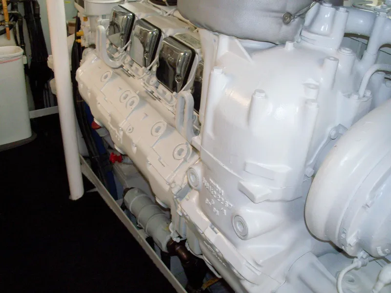1998 Westship (Westport) Raised Pilothouse