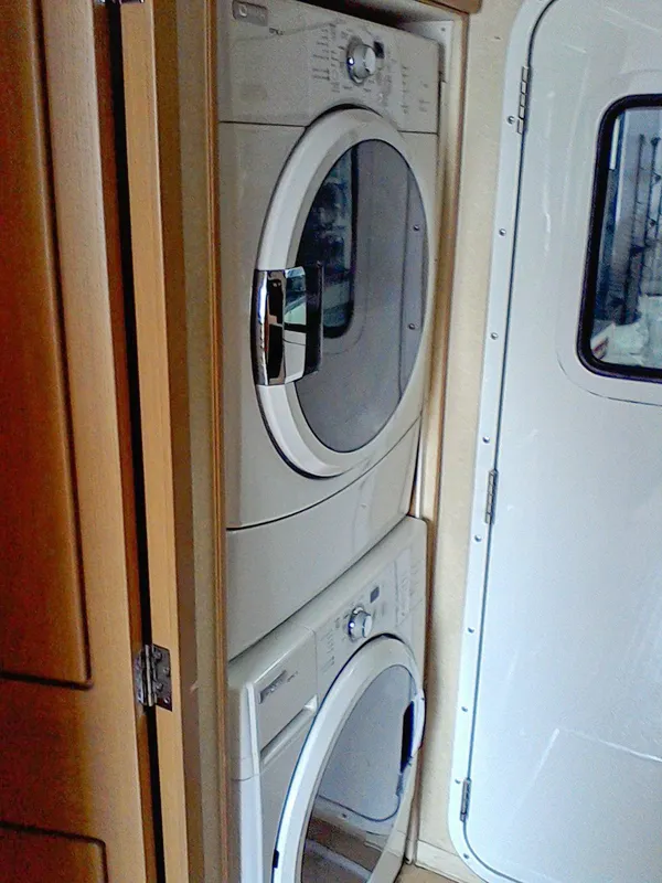 1998 Westship (Westport) Raised Pilothouse
