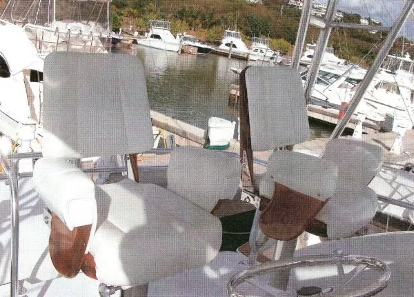 2001 Hatteras Convertible