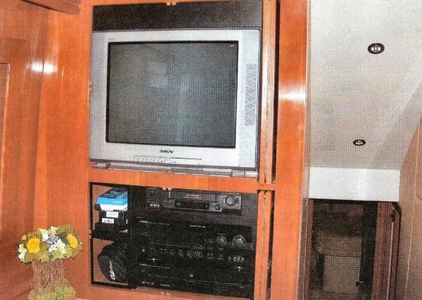 2001 Hatteras Convertible