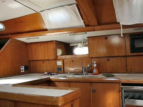 1995 Jeanneau International 50
