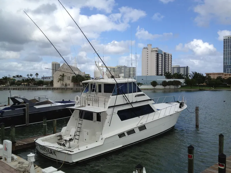 1995 Hatteras - One owner yacht Enclosed Bridge