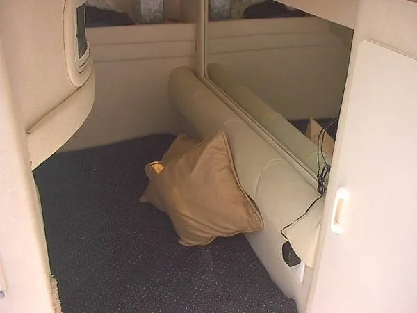 1999 Sea Ray 270 Sundancer