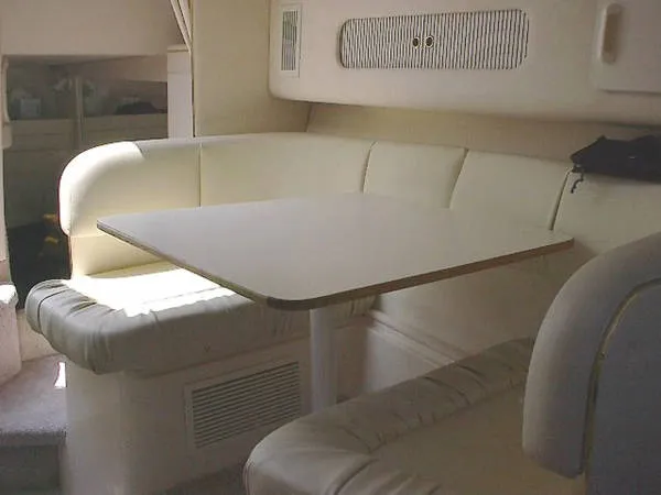 1999 Sea Ray 270 Sundancer
